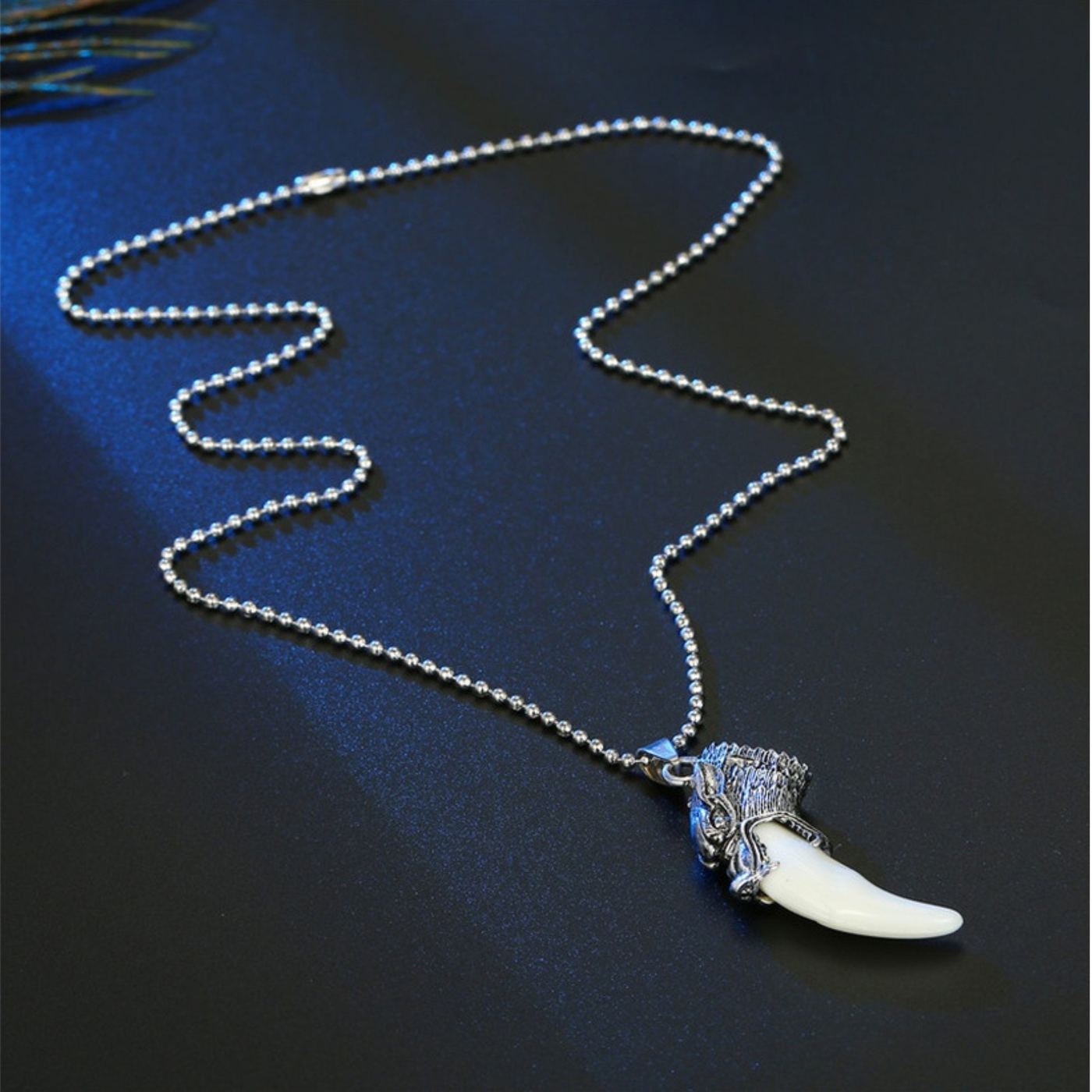 Silver wolf tooth men's chain, Retro Waterproof Men's Jewellery