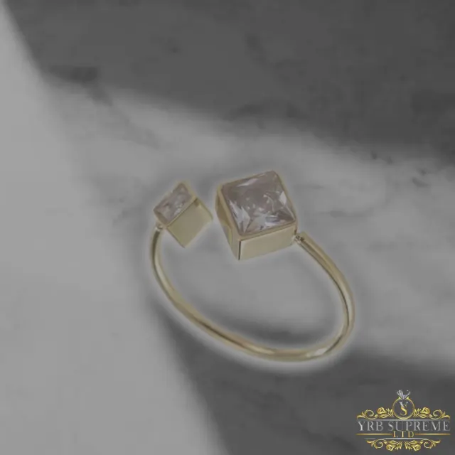 Gold Square Stone Open Ring — photo 4