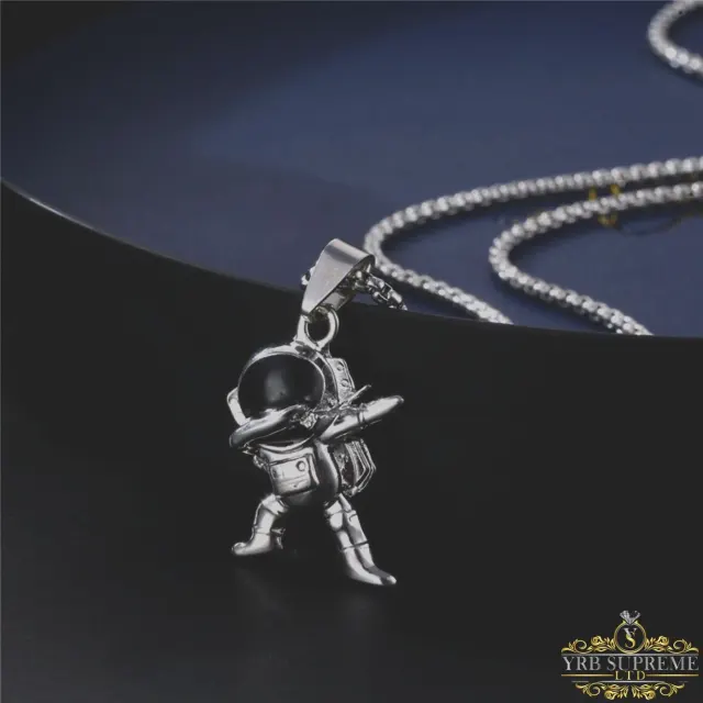 Silver Astronaut Pendant — photo 5