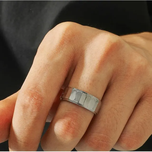 Thin Black Geometric Ring — photo 3