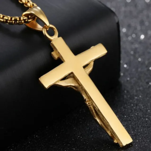 Cross Pendant Necklace — photo 5