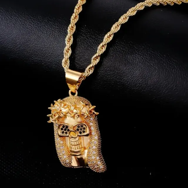 Iced Out Gold Skull Pendant — photo 4
