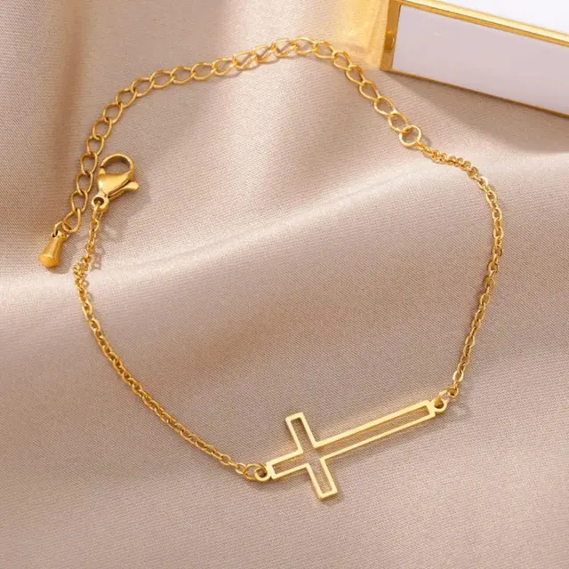 Gold Cross Bracelet — photo 4